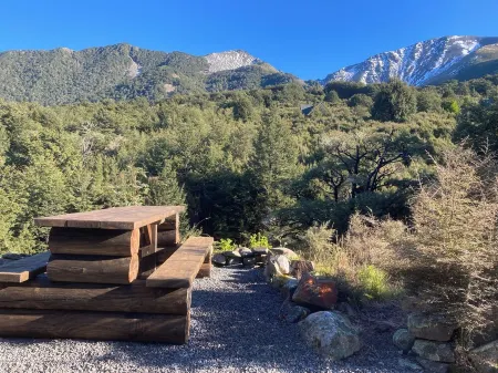 Lancewood lodge, the favourite log chalet for groups and multiple families