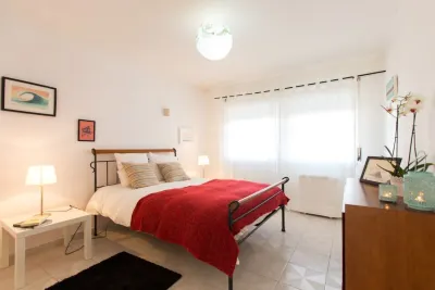 Sunny House 300 m from beach & surf