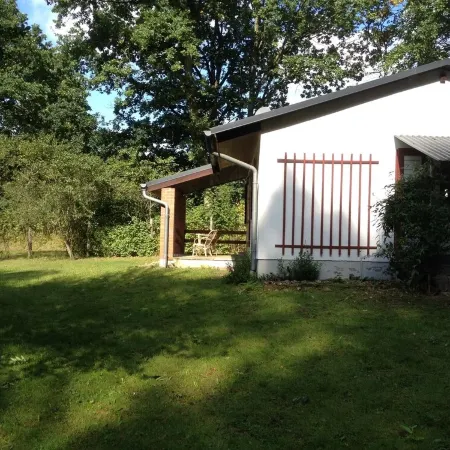 Secluded bungalow on Lake Thursee - nature, starry skies & privacy