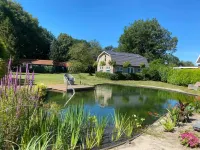 Morning Glory: Huisje Forest. Stijlvolle en Luxe Accommodatie Hotels in Beekbergen