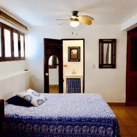 Villa Sophie 3BR/3BA, Beach Front Terrace, Heated Pool, Parking.
