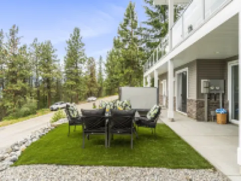 Okanagan Lakeview Oasis, 2 Bed, 2 Bath, Sleeps 6 Hoteles en Vernon