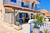 Apartment in Villa 200 Meters from the Beach WI FI Car Rental