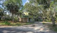 Cozy Fripp cottage on quite cul de sac