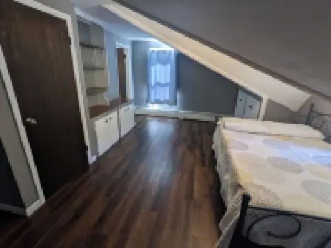 Remodeled historic home on quiet street!