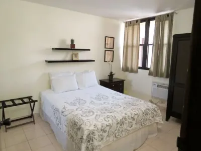 Centric Condo with Lagoon View, Steps to the Beach & La Concha Resort