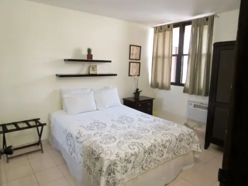 Centric Condo with Lagoon View, Steps to the Beach & La Concha Resort