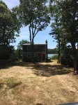 Beautiful Waterfront Home on Lake Tashmoo Hotel a Tisbury