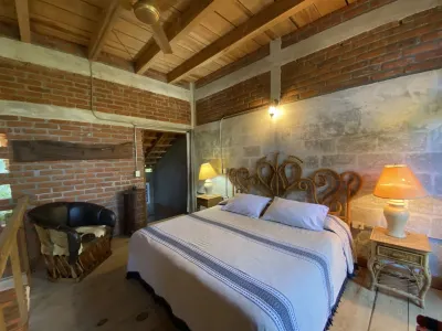 Two story studio on oasis property, with pool Hôtels à proximité de : Sayulita Beach