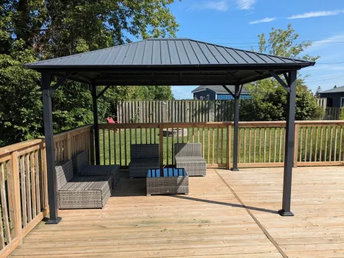 Beach Life Cottage by Grand Bend: A Modern Retreat Just Steps to the Beach!