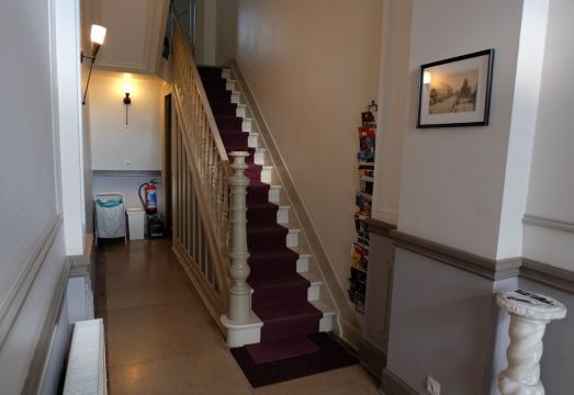 Superb character duplex in the European district