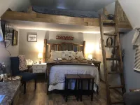 Whistling Holler Cabins -  “Storyteller’s Shack”