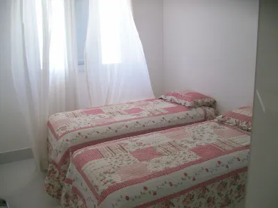 SUITABLE FOR FRONT TOTAL MAR Hotels in Jardim Asturias