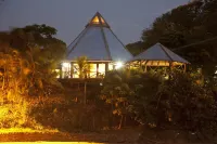 Water Front Casita w pool On Tropical One Acre Estate 酒店