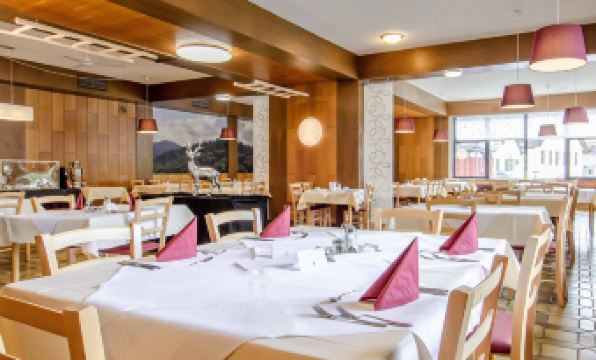 Kurgarten-Hotel - Housity