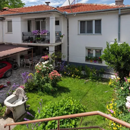 Bogdanoski Studios & Guest Rooms