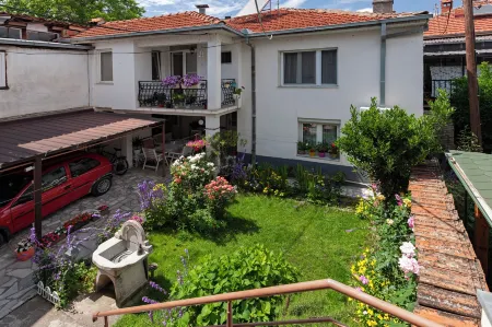 Bogdanoski Studios & Guest Rooms