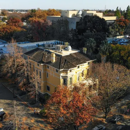 HI Sacramento Hostel