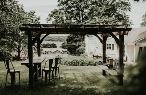 The Bond 1835 Hotels in Spafford