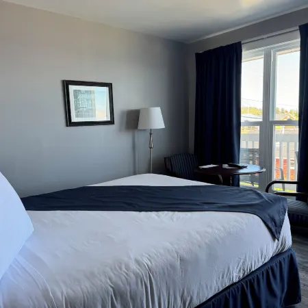 Hotel-Motel Fleur de Lys Hotels in Perce