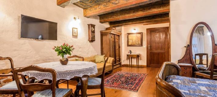 Apartamenty Molus na Rynku Staromiejskim โรงแรมในทัวรูน