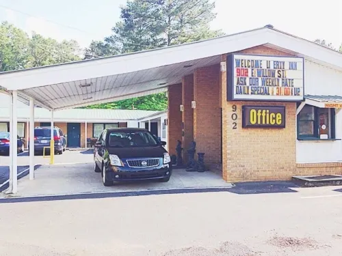 Liberty Inn Hotels in Scottsboro