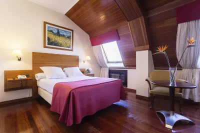 Hotel Valencia Hotels near Amboage Square