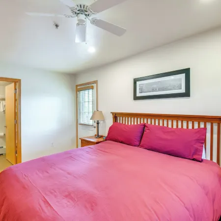 Condo w/ Mtn View < 1 Mi to Steamboat Resort!
