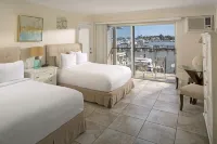 Cove Inn on Naples Bay