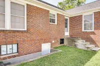 Charming Tullahoma Stay w/ Great Walkable Location - 3-Star