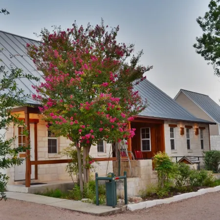 Gruene Cottages