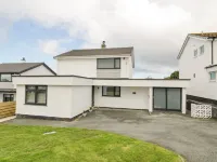 Melody Hotels in Amlwch