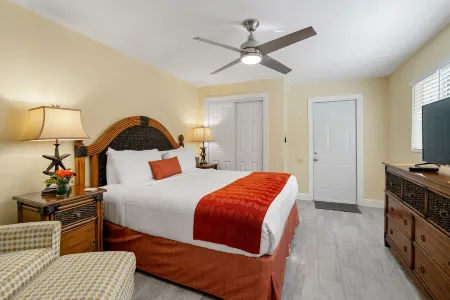 Coconut Bay Resort - Key Largo Отели рядом с достопримечательностью «Dolphins Plus - Key Largo»