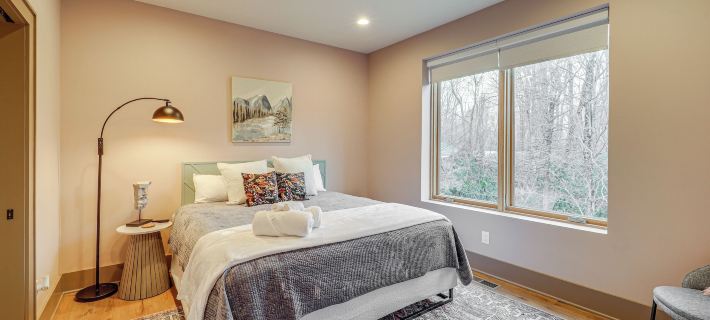 Group Getaway! 8,000-sq-ft Gem, Arcade + Theater Hotels in Beech Mountain