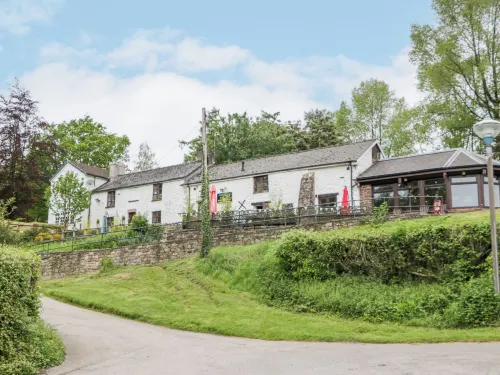 Herons Lodge Hotel a Goetre Fawr