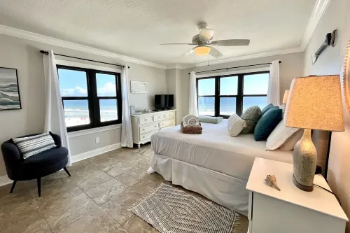 Harbour Place 511 Condo