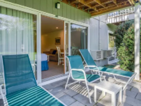 East Hampton House Resort Hotels in East Hampton North