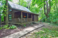 Cricket Hill Lodge & Cabins Hotels in Berlin Township