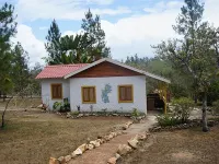 Pine Ridge Lodge Hotels in San Ignacio