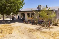 Your Home Sweet Home in Joshua Tree 2 Bedroom Home by RedAwning Các khách sạn ở Yucca Valley