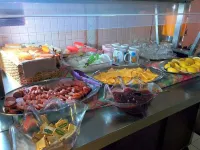 Towne Hotel - Desayuno