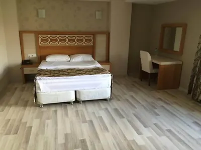 Hotel Dedemin 2 Hotels in 