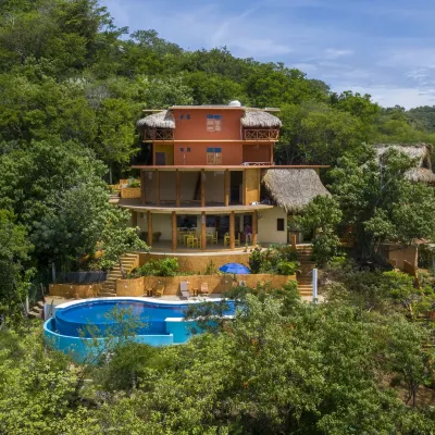 Casa Biulú Hotels near Playa Zipolite
