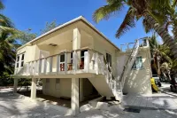 Private Chef Meals Included, Golf Cart, Kayaks, WiFi, Boat & Captain