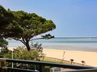 Résidence les Suites Pereire Hotels in Arcachon