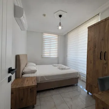 Yildiz Apart