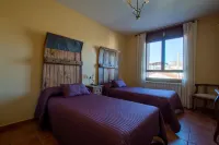 Tirontillana Hotels in Chane