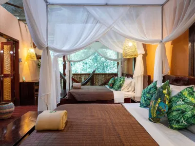 Posada Amazonas Hotels near Lago Sandoval