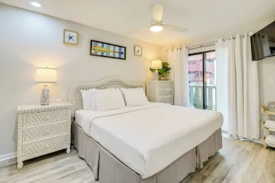 Cozy Myrtle Beach Getaway 1 Block to Ocean!