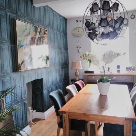 The Town House Bnb
